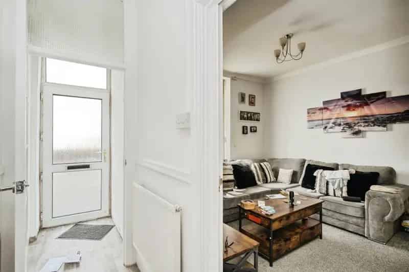 2 Bedroom Terraced House Briton Ferry - First Time Buyer or Investment