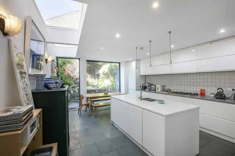4 Bedroom Victorian House for Rent