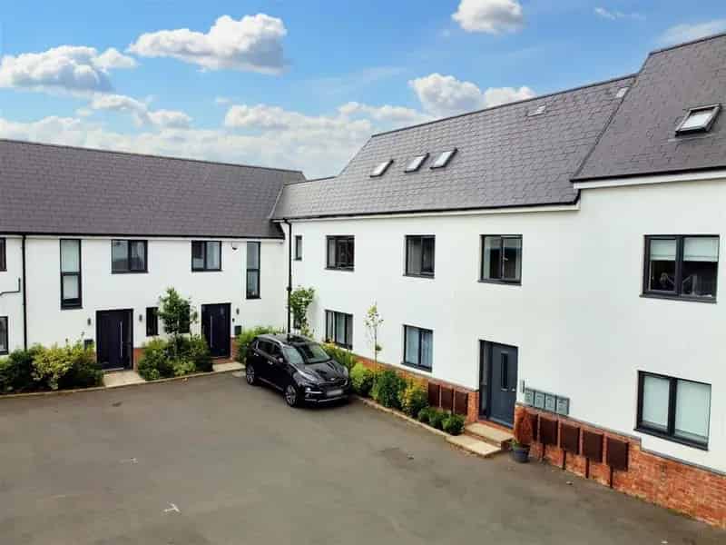 2 Bedroom Flat for Sale West Nottingham South Derbyshire
