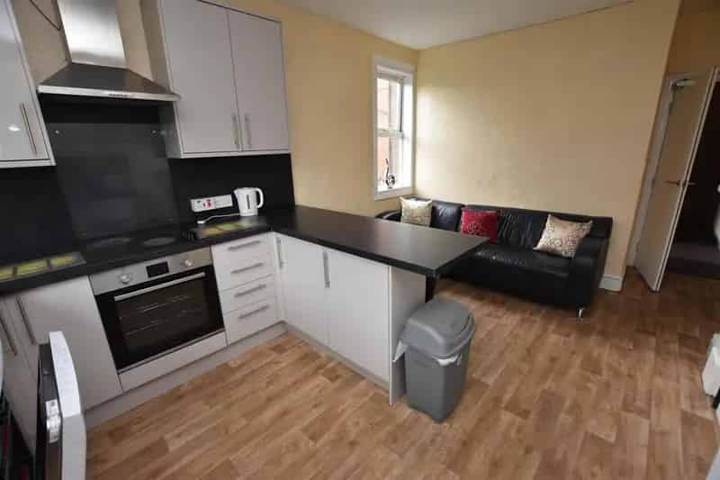 4 Bedroom 4 Bathroom Student Flat 2025 2026 Academic Year