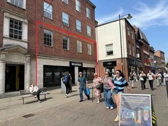 Nottingham Retail Space: 1080m² over 3 floors