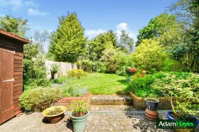 Semi Detached House for Sale Great North Road East Finchley