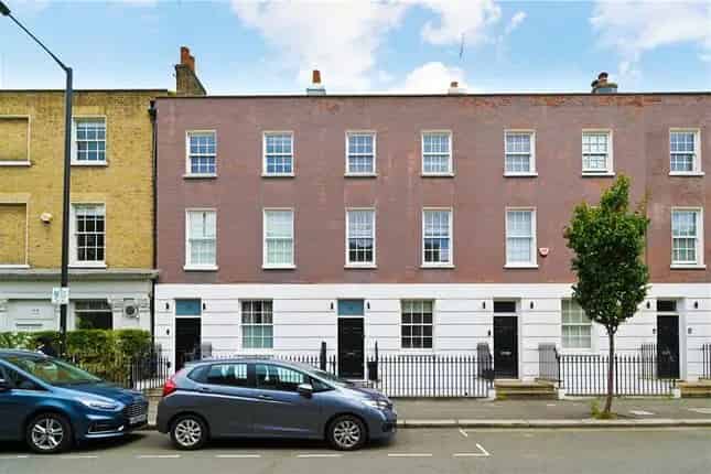 Marylebone Townhouse: Luxurious Family Home Near Regents Park