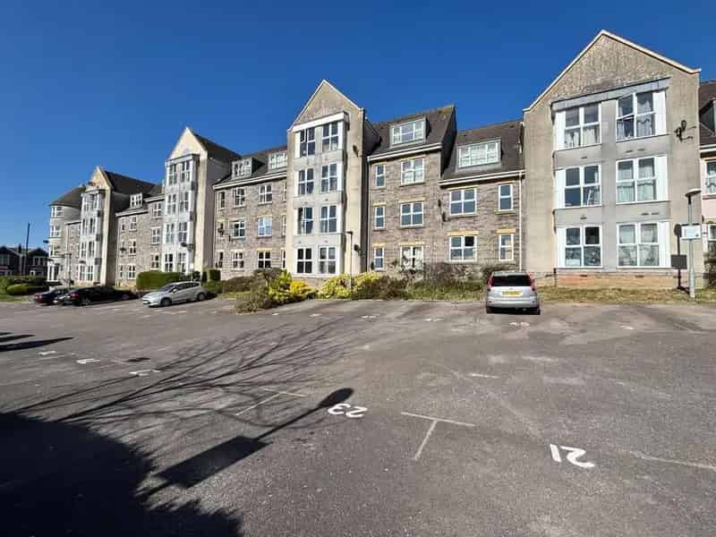 2 Bedroom Flat for Sale