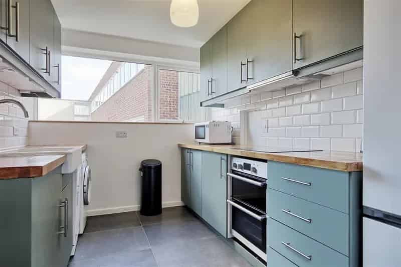 3 Bedroom Flat Cambridge - Modern, Commutable, Family Home