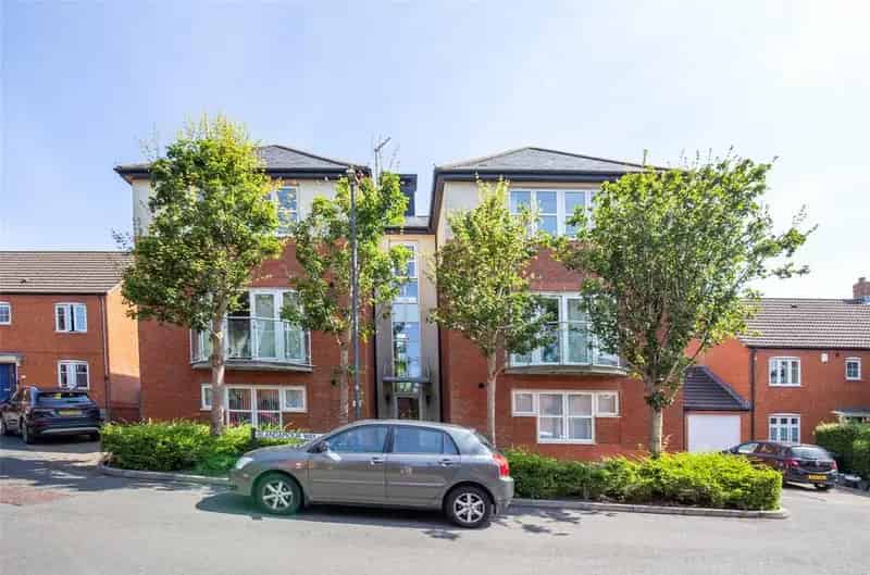 2 Bedroom Apartment for Sale