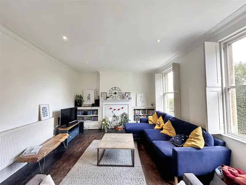 4 Bedroom House to Rent in Bath