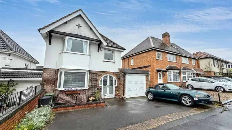 3 Bedroom Detached House for Sale