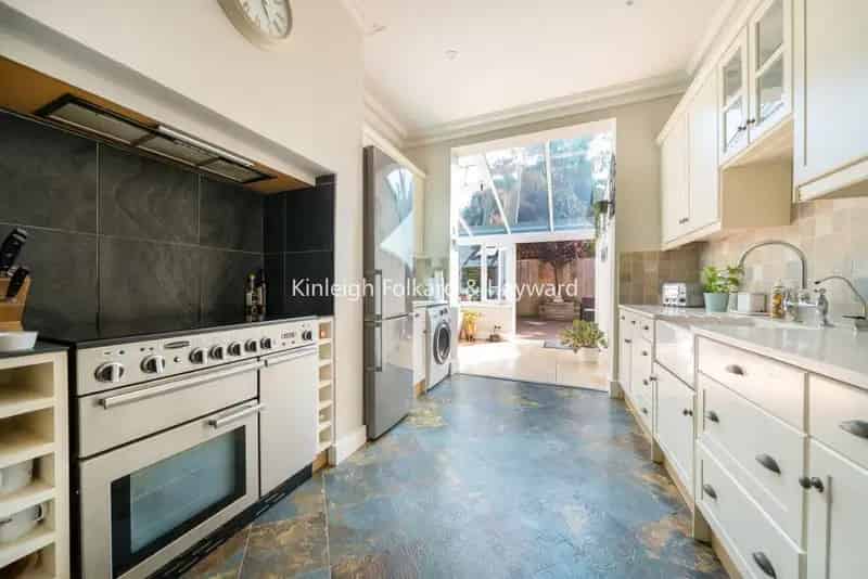 House For Sale , London, England