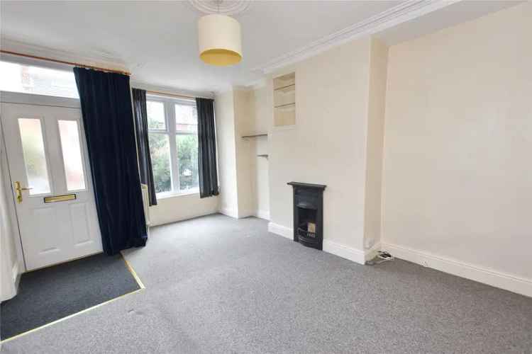 House For Sale in Leeds, England