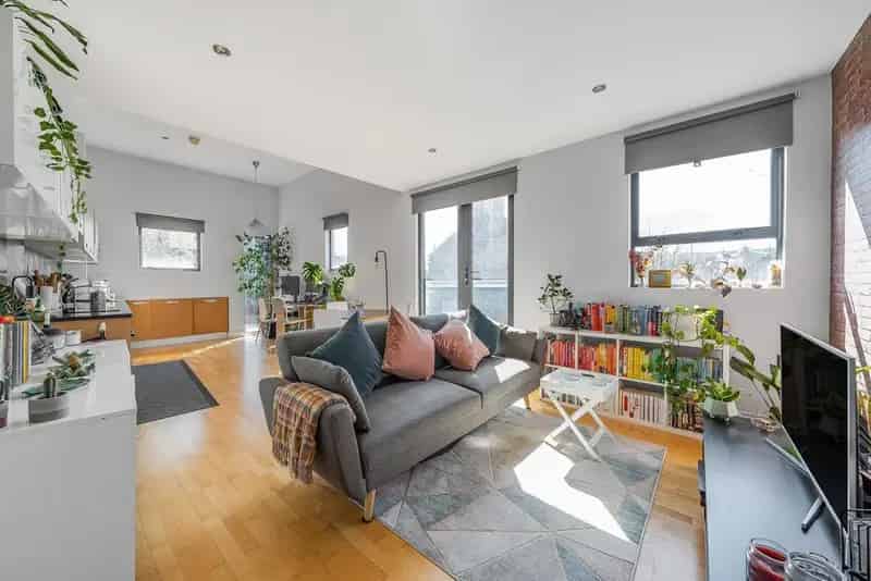 Flat For Sale , London, England