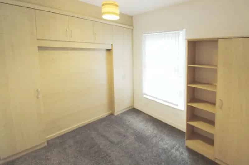 2 Bedroom Mid Terrace House to Rent Liverpool L9