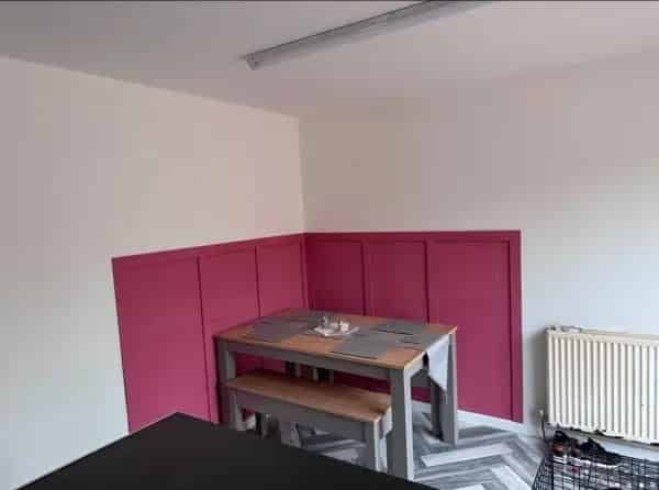 3 Bed Semi Detached House Large Garden New Boiler Double Drive