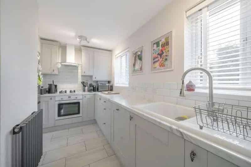 2 Bed House for Sale Bicester - Refurbished