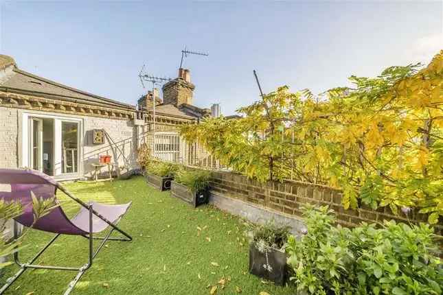 Victorian House for Sale in Kennington