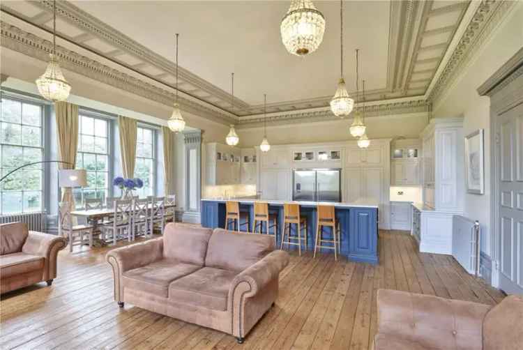 10 Bedroom Detached House for Sale in Bristol