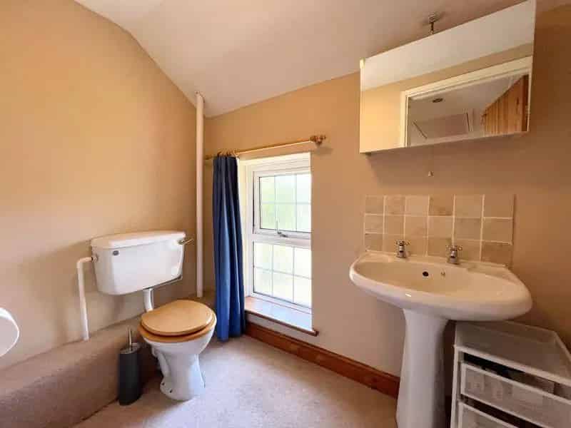 4 Bed Detached House for Sale