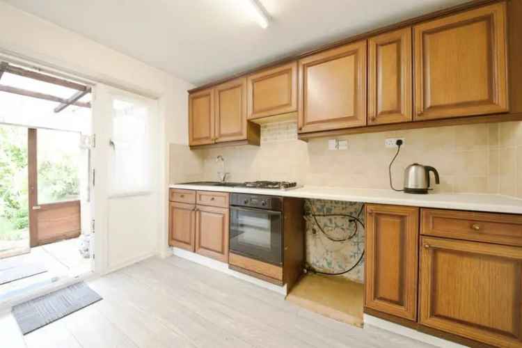 Three Bedroom House in Abbotsweld Harlow Near Schools and Shops