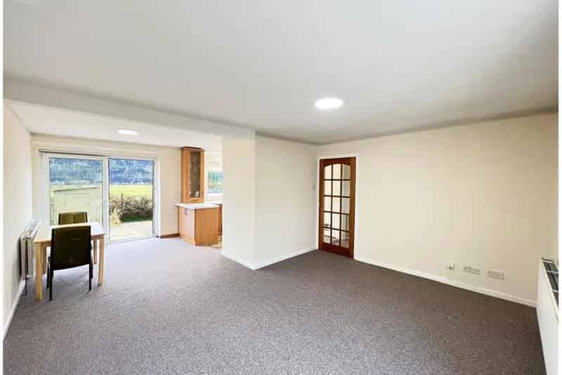 2 Bed Terraced House with Garden and Parking Sandhaven Sandbank
