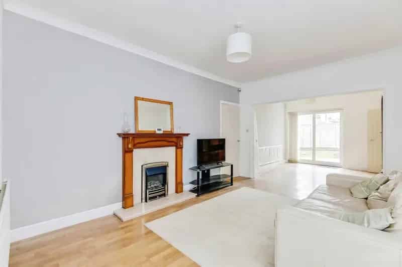4 Bedroom Detached Bungalow 1930s