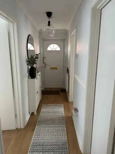 Two Bed Bungalow Near Risborough High Street