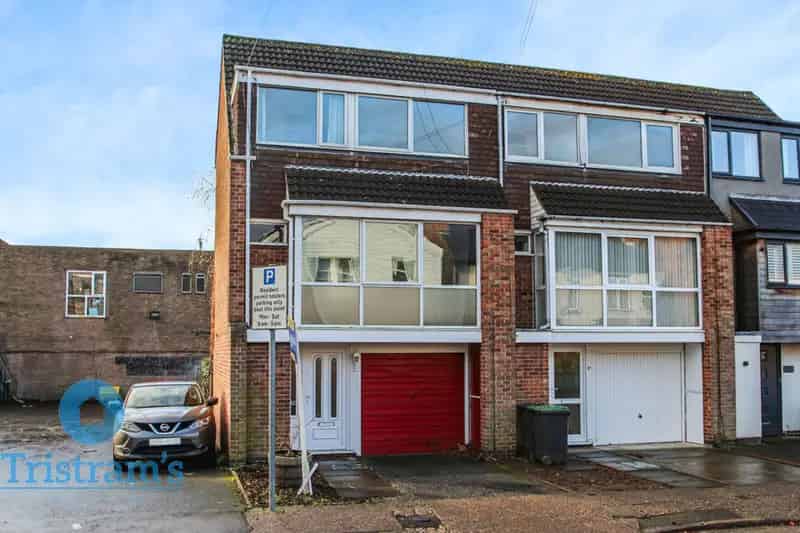 3 Bedroom Townhouse to Rent in Stapleford Nottingham