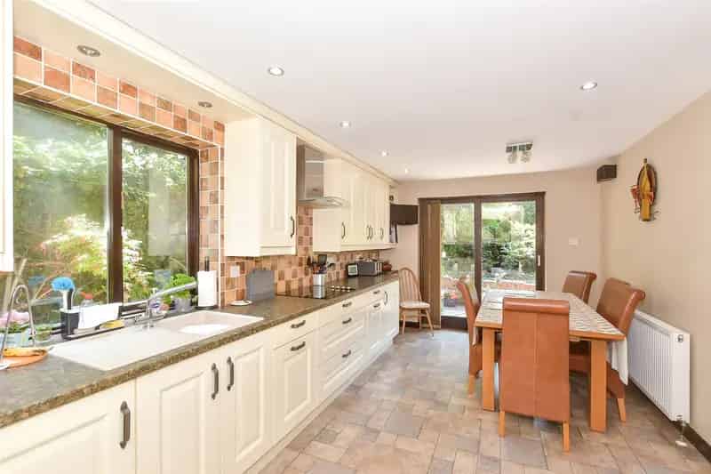 3 Bedroom Chalet Bungalow For Sale Near The Glen Country Park