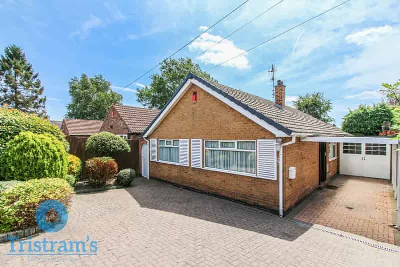 3 Bedroom Detached Bungalow House to Rent in Wollaton