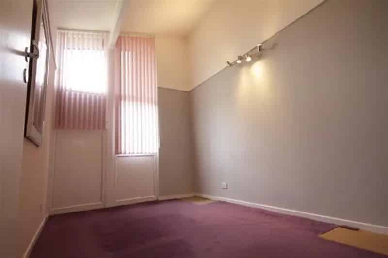 Three Bedroom Detached Bungalow For Sale in Blakelands Milton Keynes