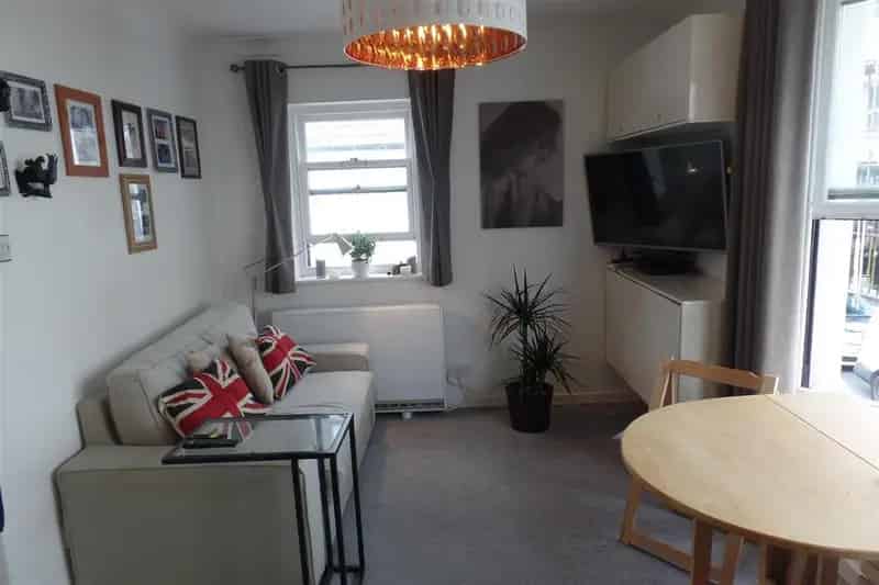 1 Bedroom Flat for Sale in Brighton