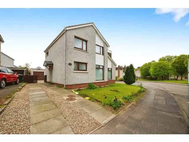 4 Bedroom Detached House for Sale in Bo'ness