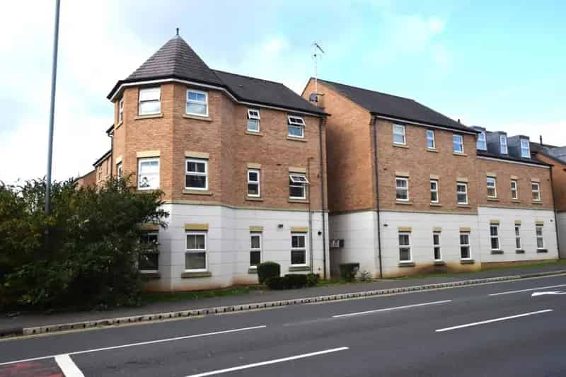 2 Bedroom Flat To Rent Available 01092025