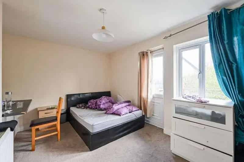 3 Bed Flat for Sale near Epping Forest Wood Street