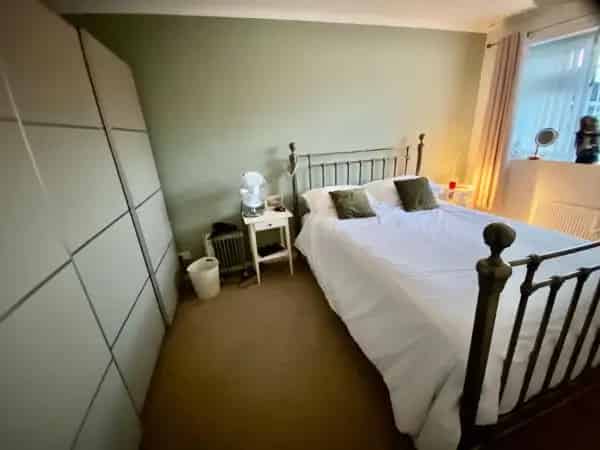 3 Bed Mid Terrace House Near Heckmondwike Grammar School