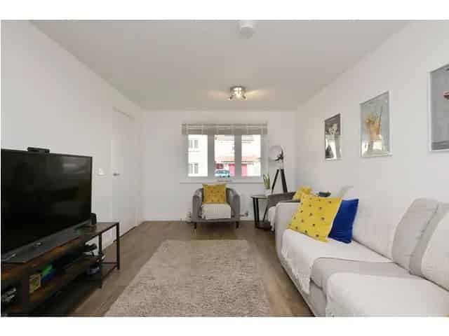 4 Bedroom Detached House for Sale Calderwood New Build