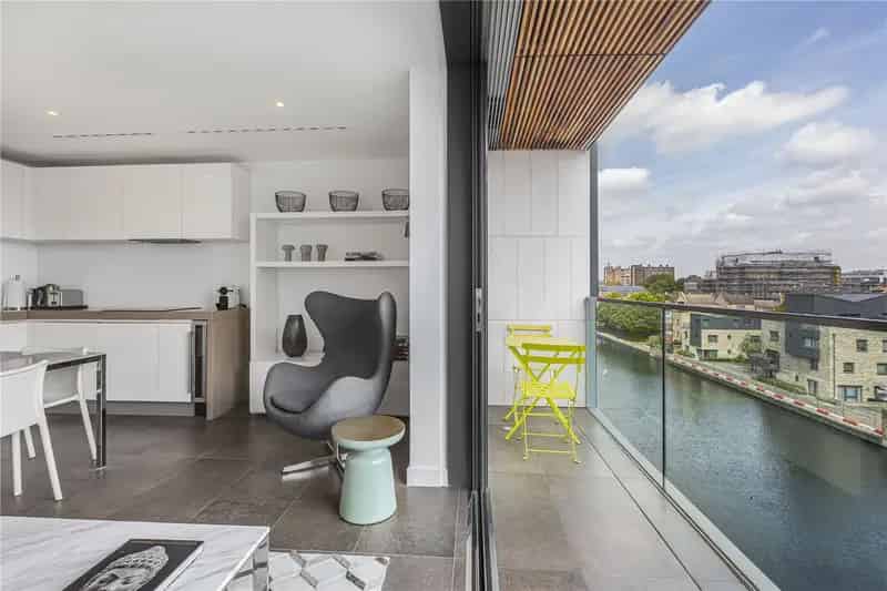 1 Bedroom Apartment for Sale City Road London