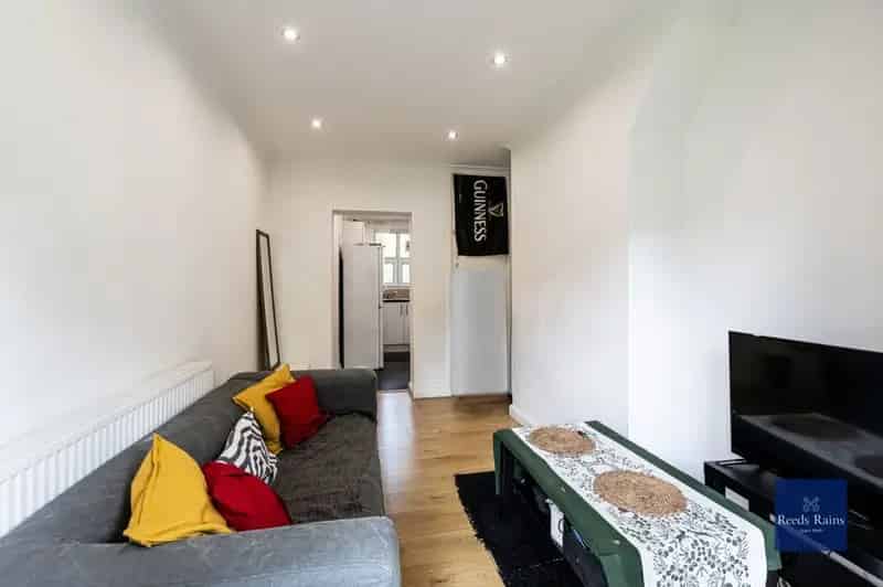 1 Bedroom Flat to Rent London SE11 China Walk Estate
