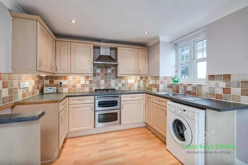 2 Bedroom Apartment to Rent in Stoke Plymouth