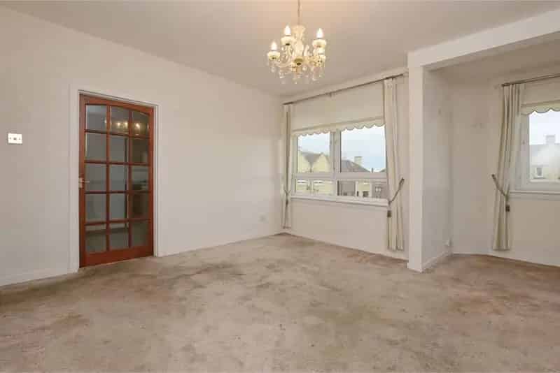 2 Bed Flat Top Floor Garden Quiet Cul De Sac