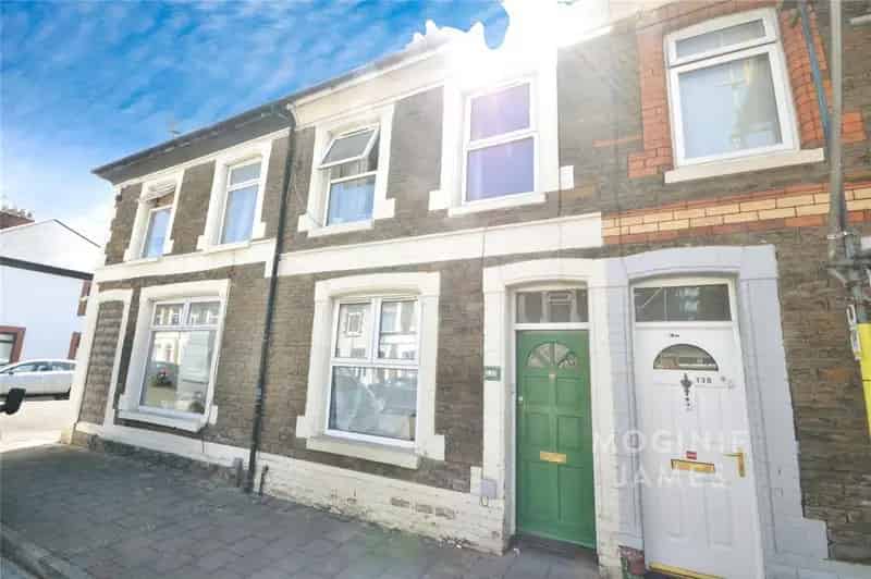 2 Bedroom Terrace House for Sale