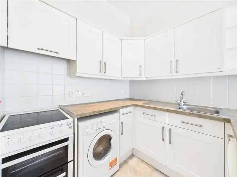 1 Bedroom Flat for Sale in Polwarth Edinburgh