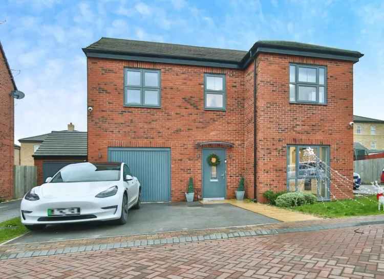 4 Bedroom Detached House For Sale