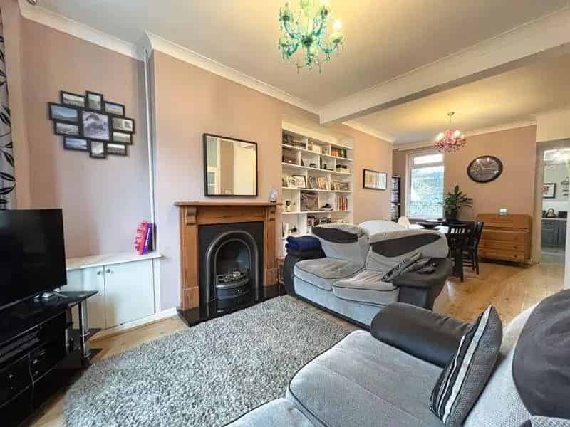 3 Bed Mid Terrace House for Sale