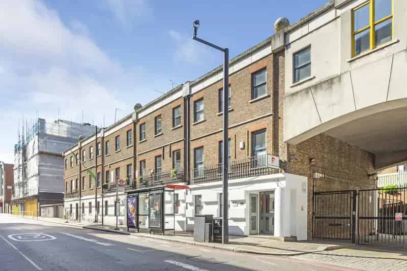 Mid Terrace Office Building For Sale Near Angel