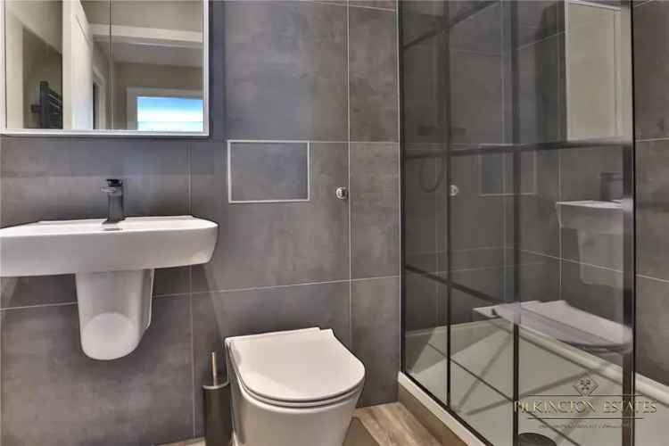 2 Bedroom Apartment in Plymouth Barbican