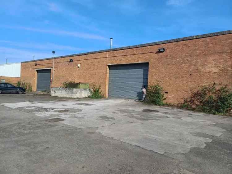 Detached Unit with Steel Frame and Secure Yard