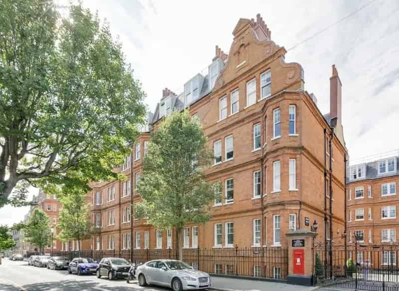 Chelsea 2-Double Bedroom Apartment - Refurbished