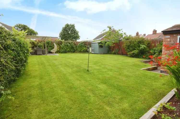 3 Bedroom Detached House for Sale Allesley West Midlands