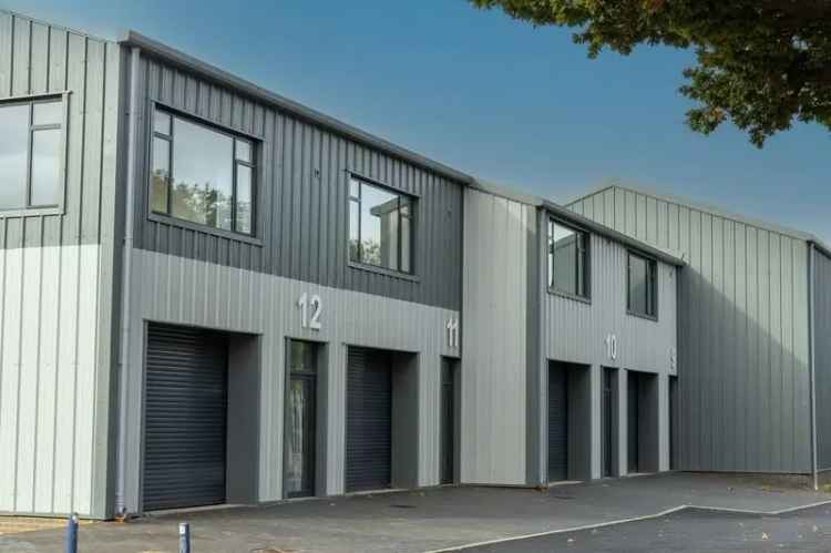 Welwyn Garden City Business Unit 50-50 Office Warehouse Space