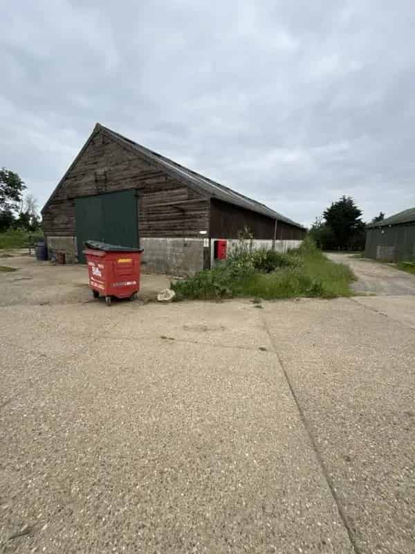 Commercial Business Space For Lease 4499 sq ft